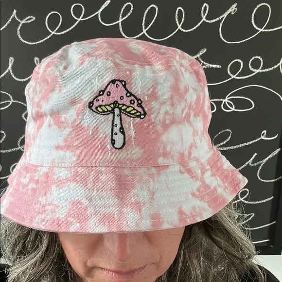 Tie-dye Bucket Hat - Picture 2 of 5